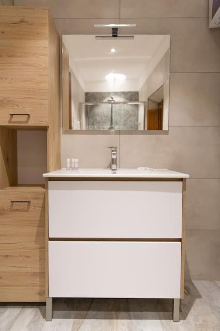 Cozy And Charmin 3Br Apartment Steps By Duomo فلورنس المظهر الخارجي الصورة