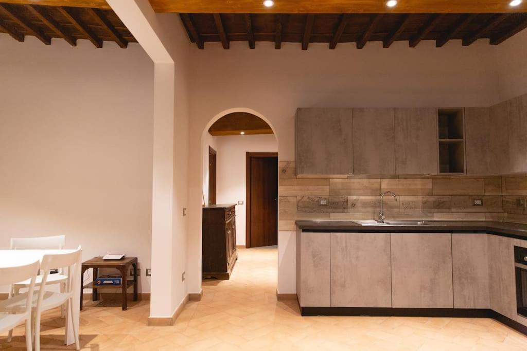Cozy And Charmin 3Br Apartment Steps By Duomo فلورنس المظهر الخارجي الصورة