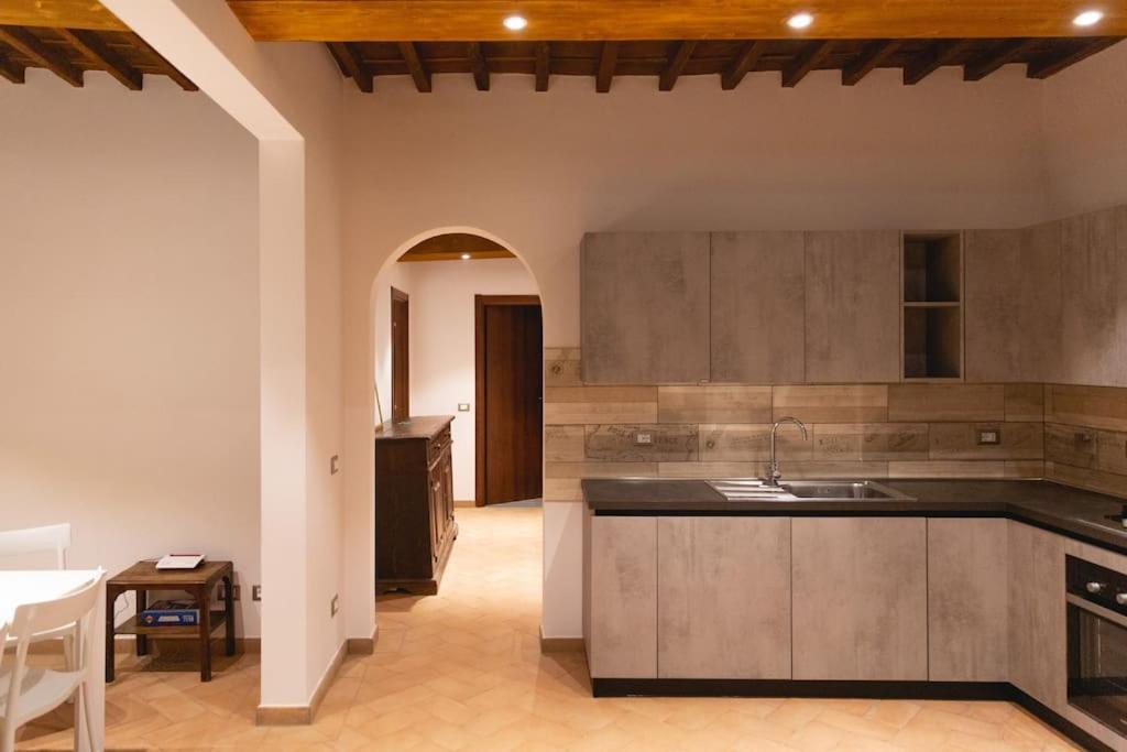 Cozy And Charmin 3Br Apartment Steps By Duomo فلورنس المظهر الخارجي الصورة