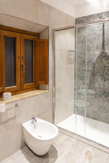 Cozy And Charmin 3Br Apartment Steps By Duomo فلورنس المظهر الخارجي الصورة